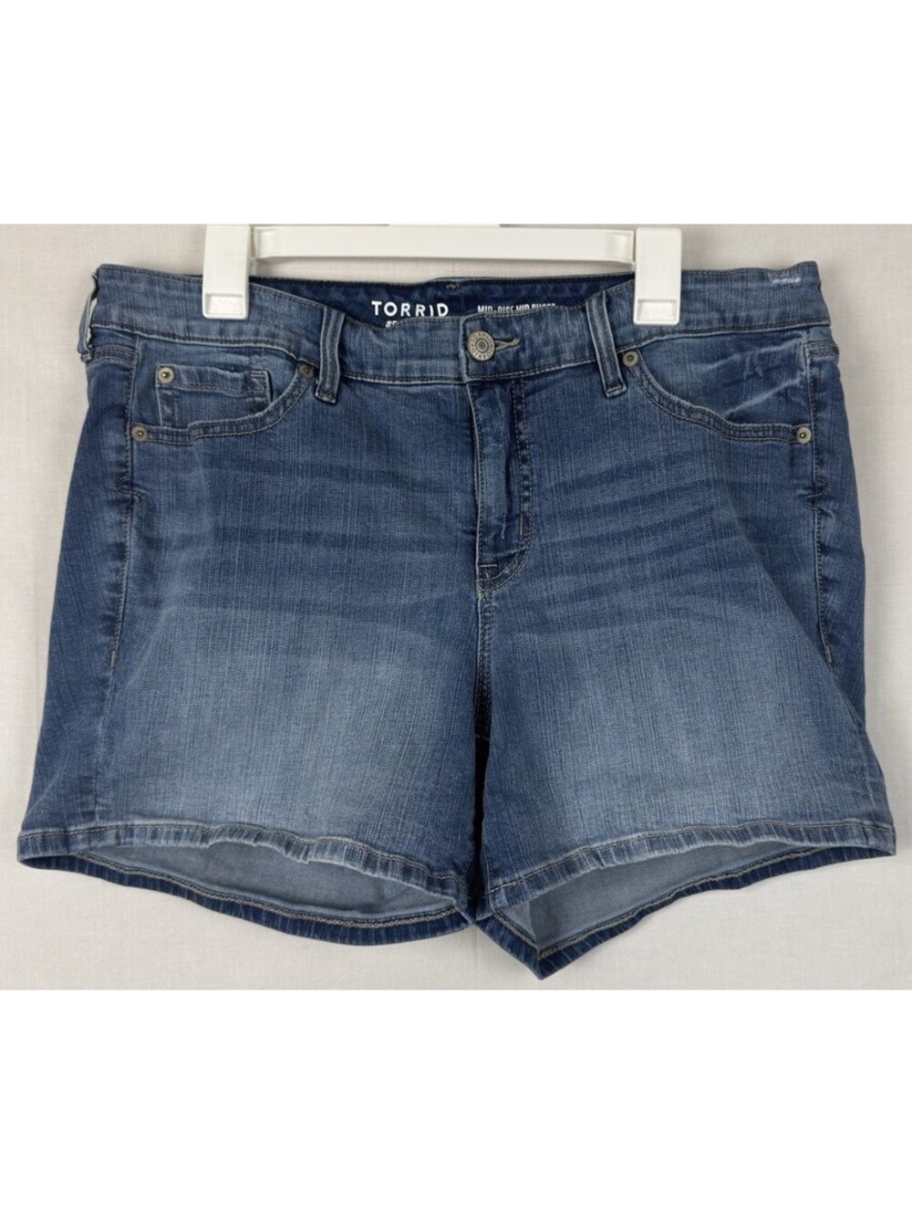 Torrid Women Size 16 Mid-Rise Mid Short Vintage Stretch Denim Blue